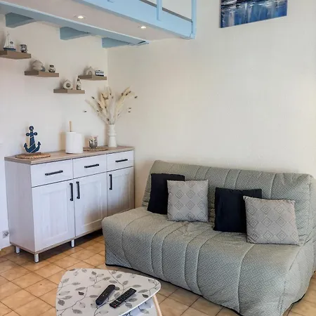 Maison Tres Paisible , Face A L'etang Avec Terrasse グリュイッサン